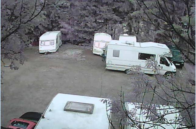 Camping Aviator, Numai Teren, Campare Pentru Rulote Autorulote Personale, Campingul Nu Are Rulote !!! Szászbuda Kültér fotó